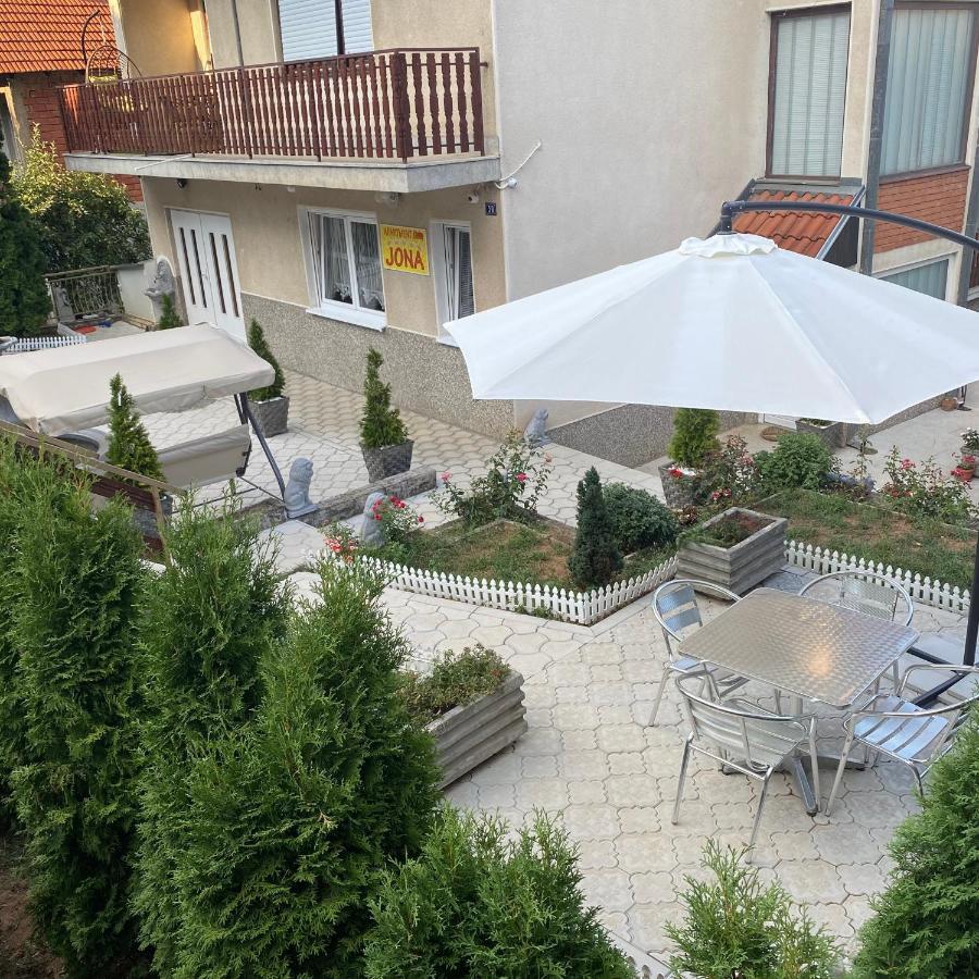 Apartment  Ni Exterior foto