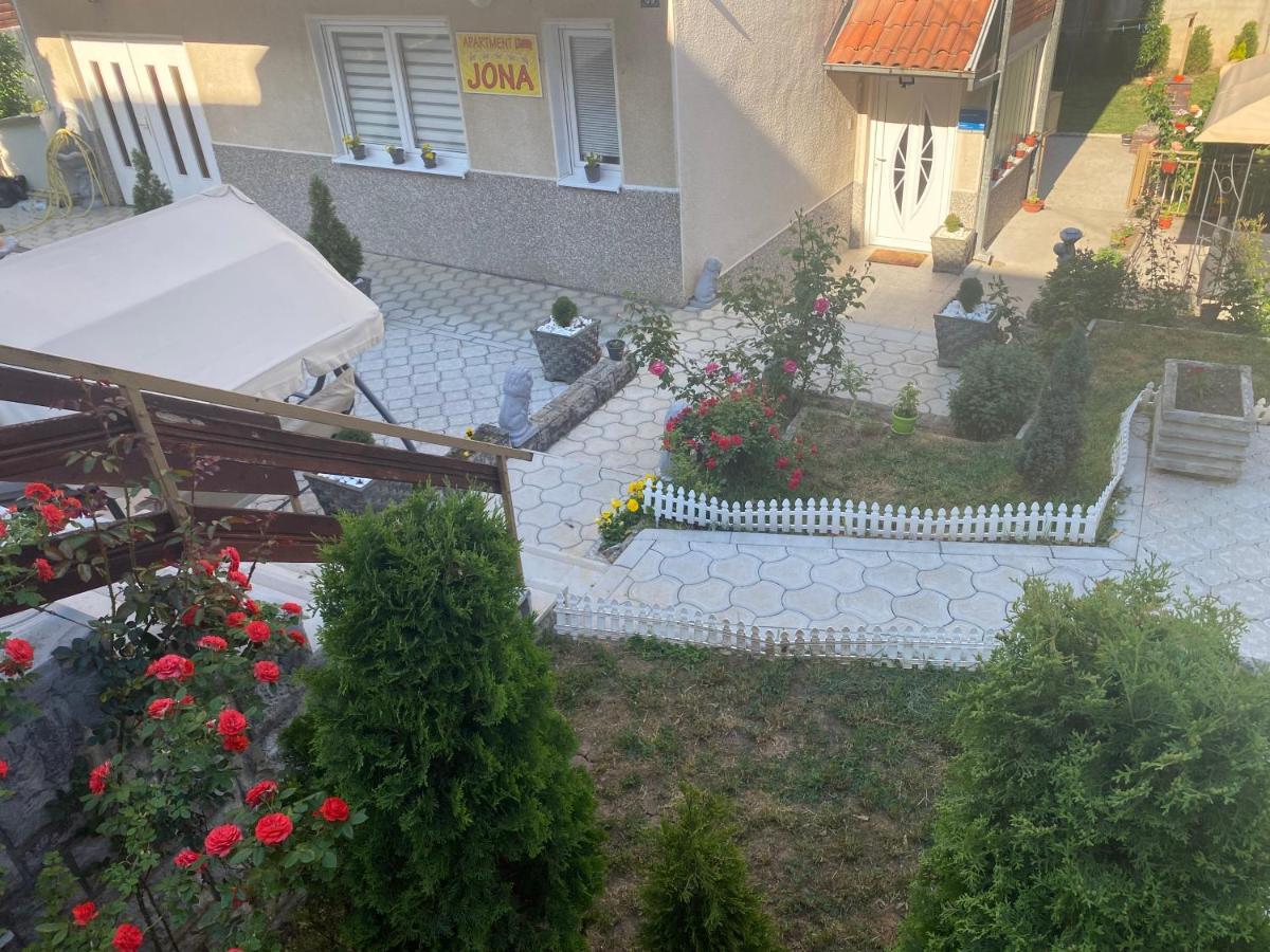 Apartment  Ni Exterior foto